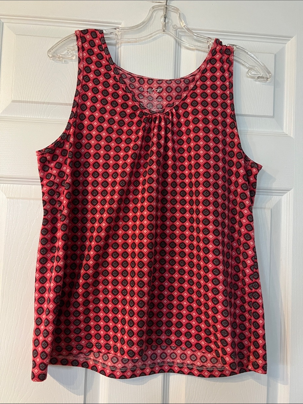 Sleeveless Pink Geometric Scoop-Neck Tank Top